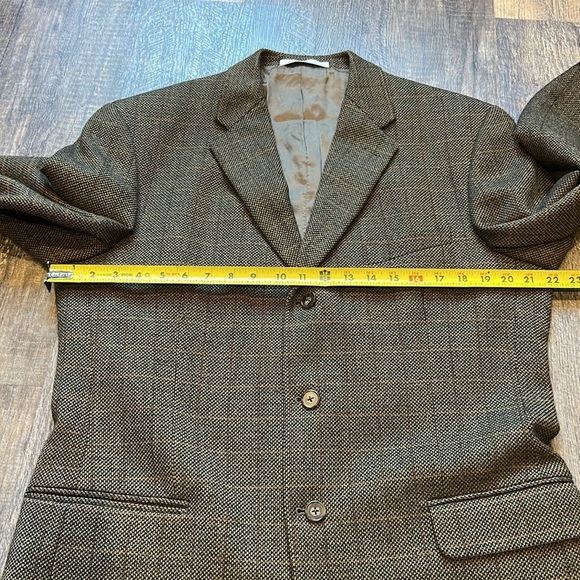 Joseph Abboud Sport Coat (41L) - Picture 6 of 9